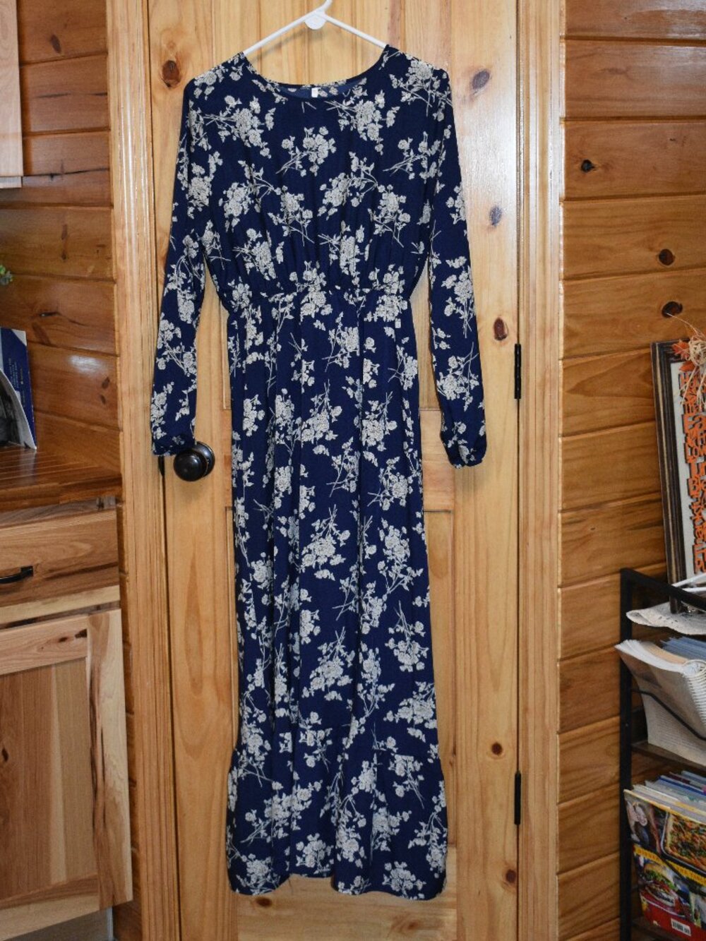 Long sleeve women's dress